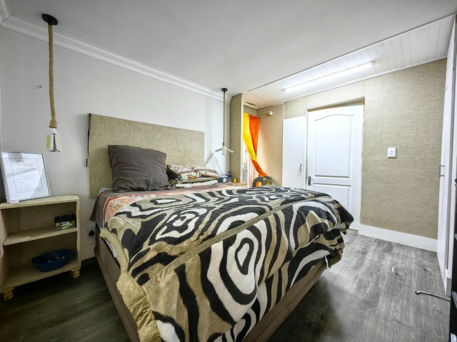 4 Bedroom Property for Sale in Westridge Western Cape
